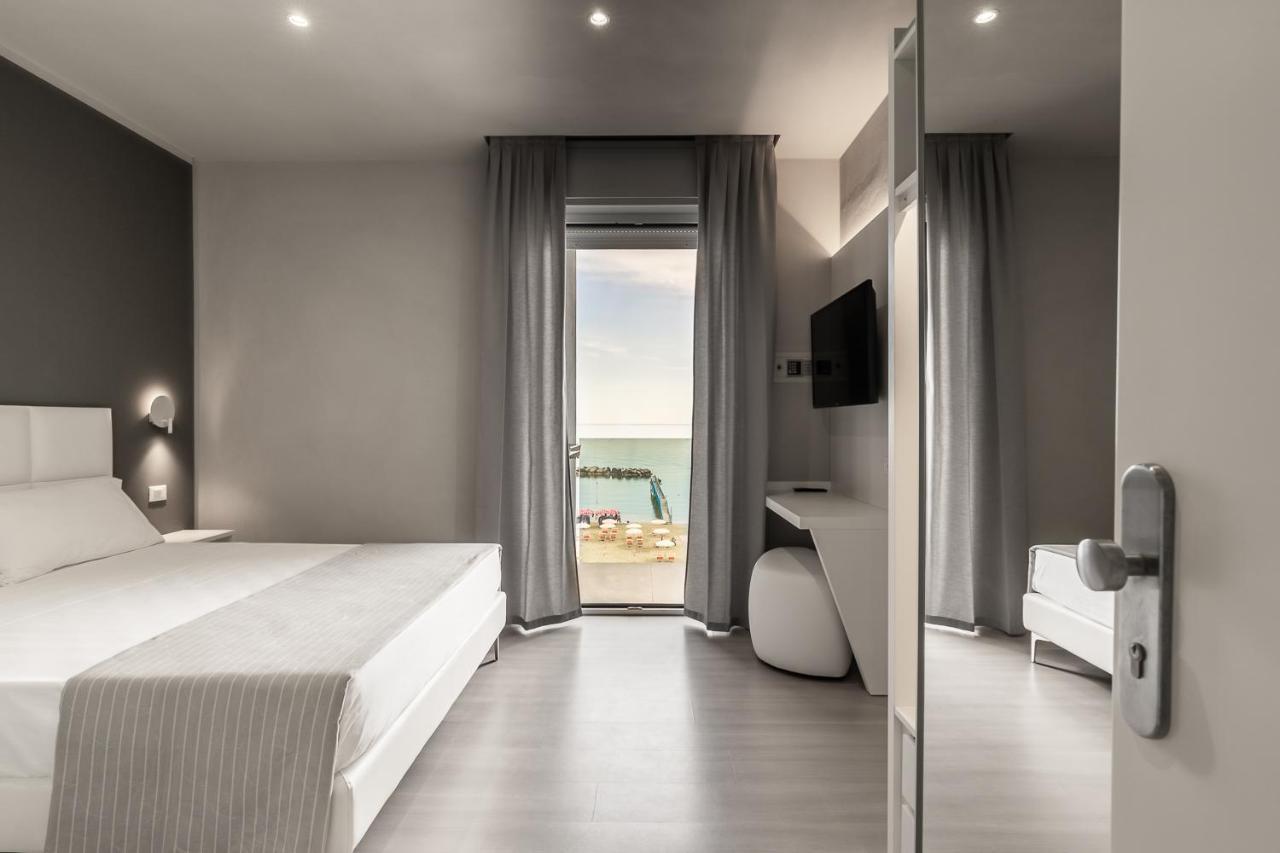 Hotel Villa Saba Беллария-Иджеа-Марина Экстерьер фото