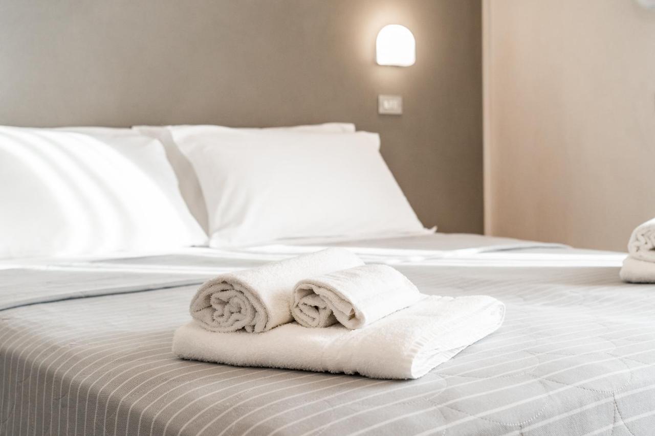 Hotel Villa Saba Беллария-Иджеа-Марина Экстерьер фото