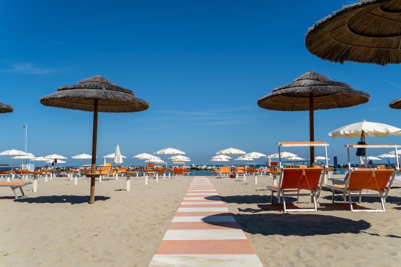 Hotel Villa Saba Беллария-Иджеа-Марина Экстерьер фото